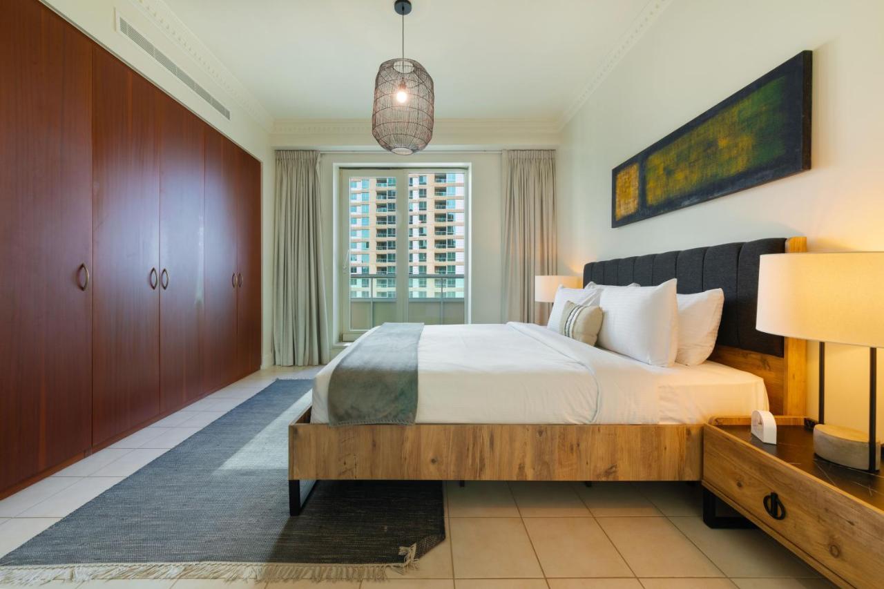 Maison Privee - Stunning Waterfront Apt With Marina View Nxt To Beach Dubai Esterno foto