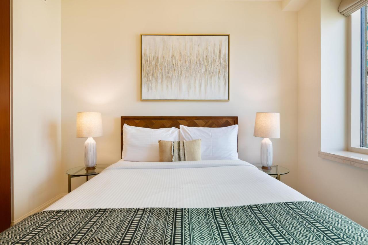 Maison Privee - Stunning Waterfront Apt With Marina View Nxt To Beach Dubai Esterno foto